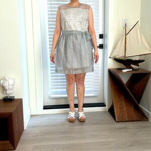 I wear this dress just one time on my friend wedding it’s very cute dress